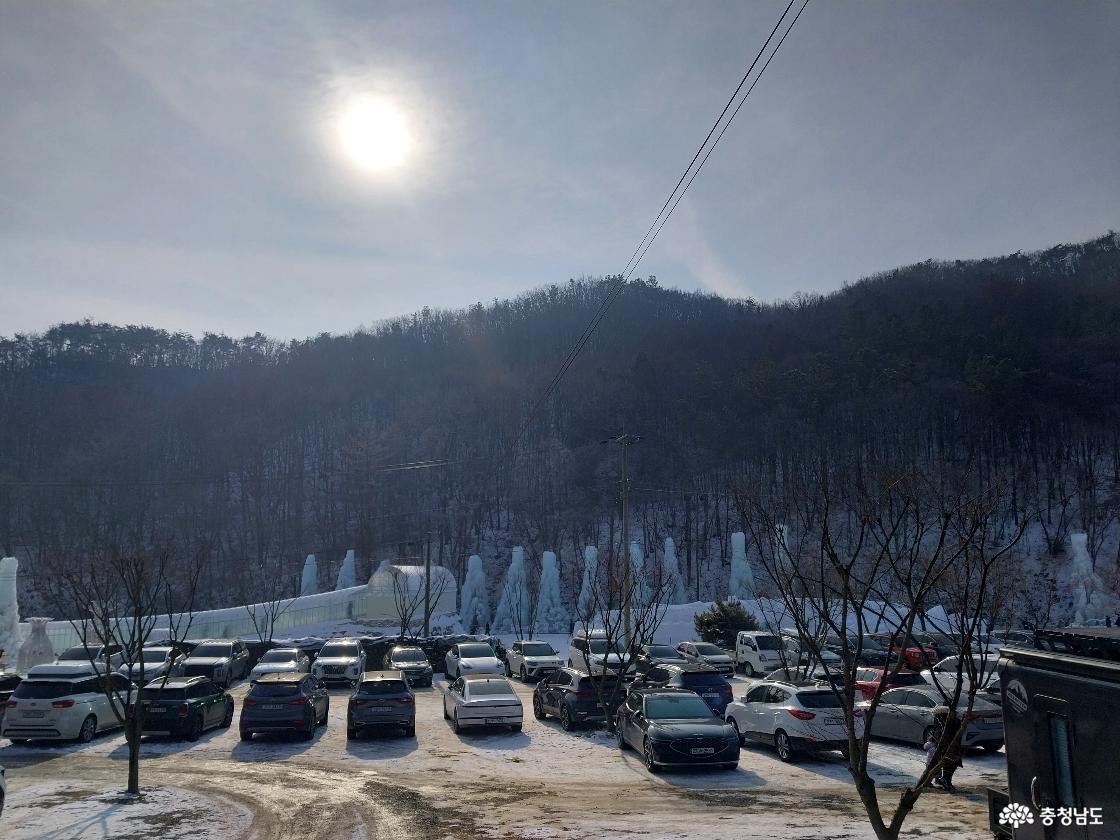 입구 주차장 모습