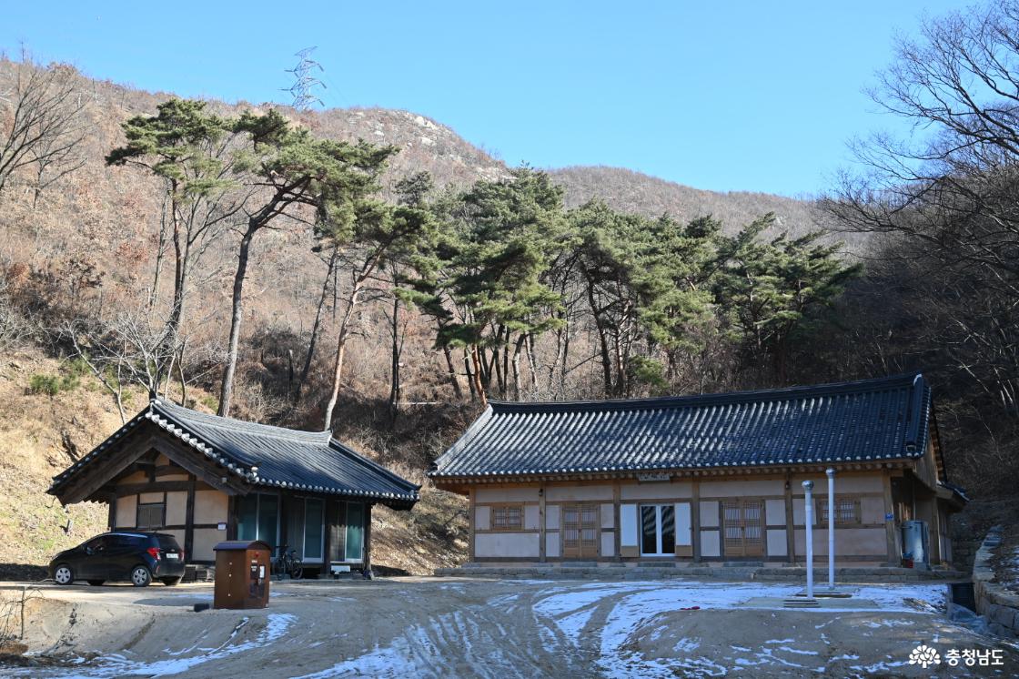 상왕산 문수사 전각