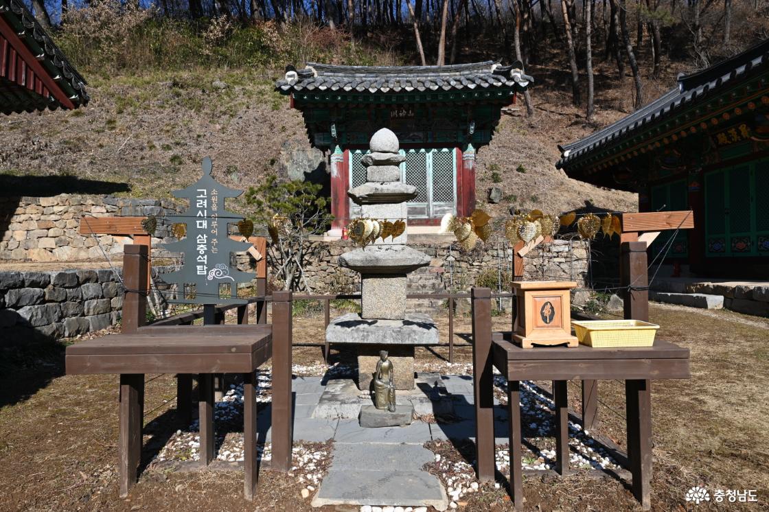 문수사 삼층석탑 모습