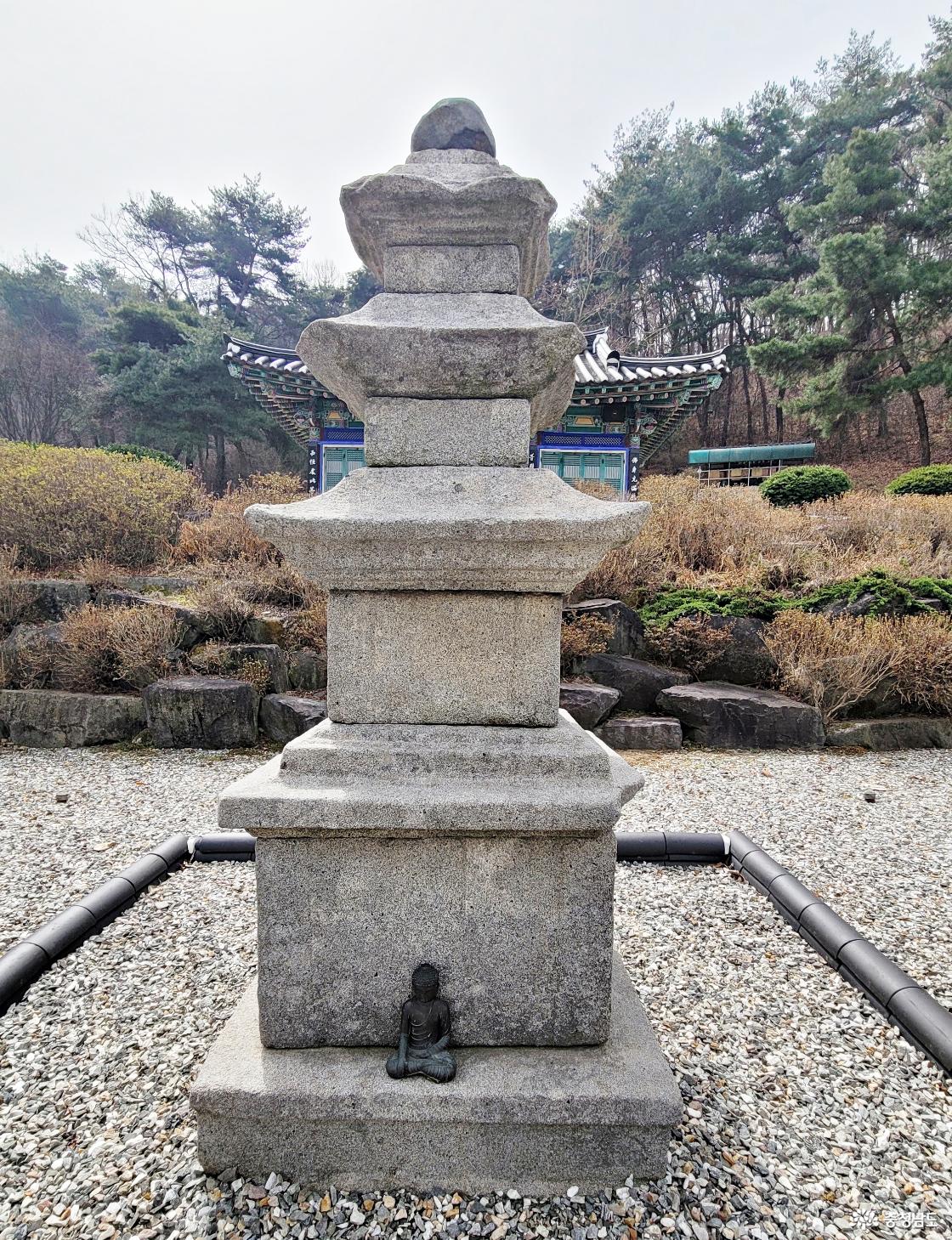 천년고찰 아산시 오봉사 삼층석탑 전경 1.