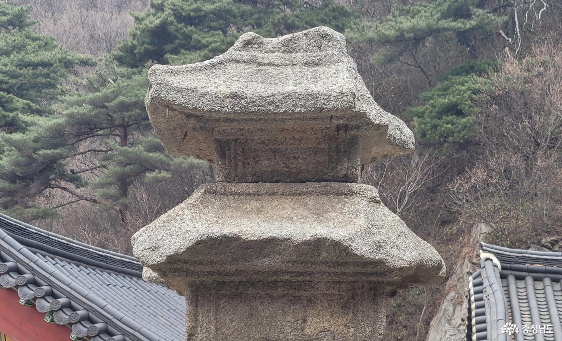 천년고찰 천안 만일사 오층석탑 상륜부.