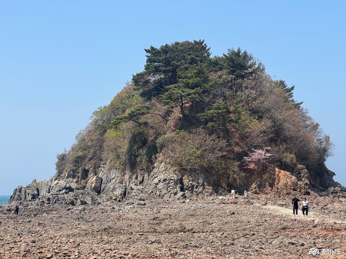 할미 바위