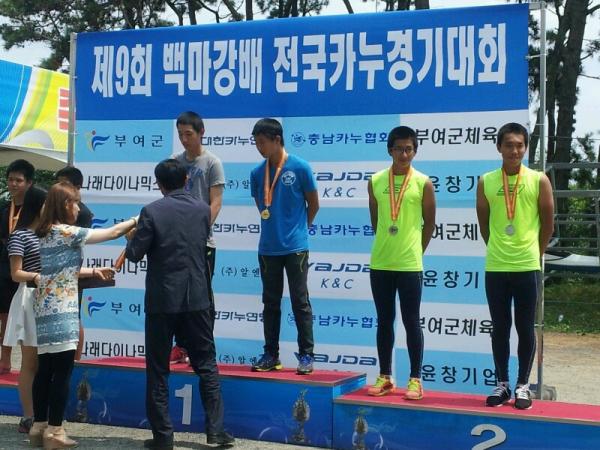 ▲ 사진 오른쪽에서 부터 C2-200M와 C2-500M에서 박기철·이대운 선수가 은메달을 땄다. 