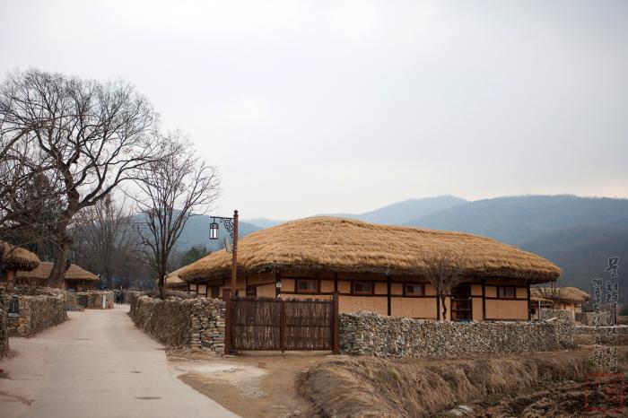 전체기사 - 꽃샘추위 속 아산 외암민속마을 풍경 - 충남넷 미디어 꽃샘추위 속 아산 외암민속마을 풍경