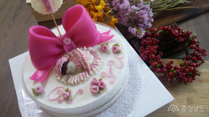 생일축하 리본 떡 케이크