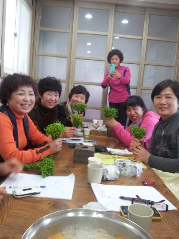 (사)한국농어촌 여성문학회 충남 모임 사진