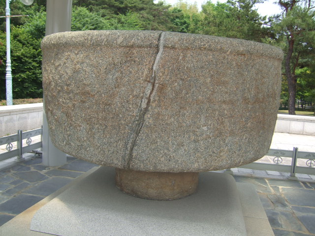 놀라운 기록문화의 정수 공주박물관 '묘지석' 사진