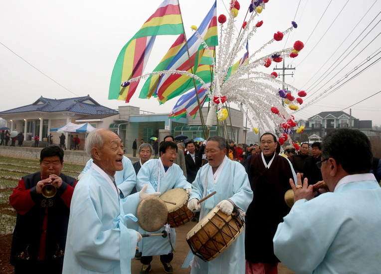 풍어 뿐 아니라 마을의 합심을 이끌어낸 대동단결 축제 사진