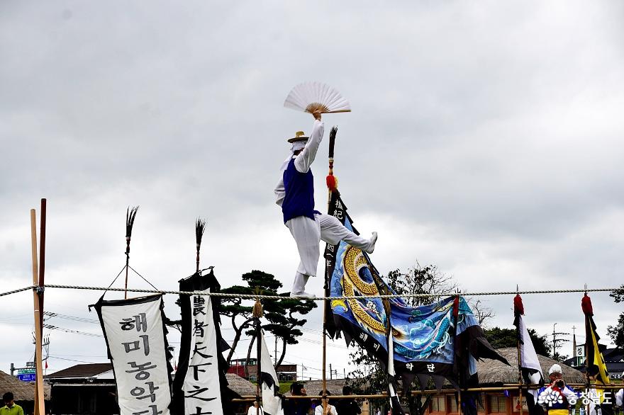 서산 해미읍성에서 즐긴 줄타기 ,부채춤 전통놀이 한마당
